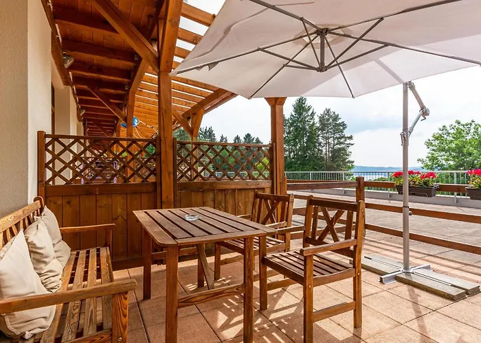 Lipno View - Blue 6